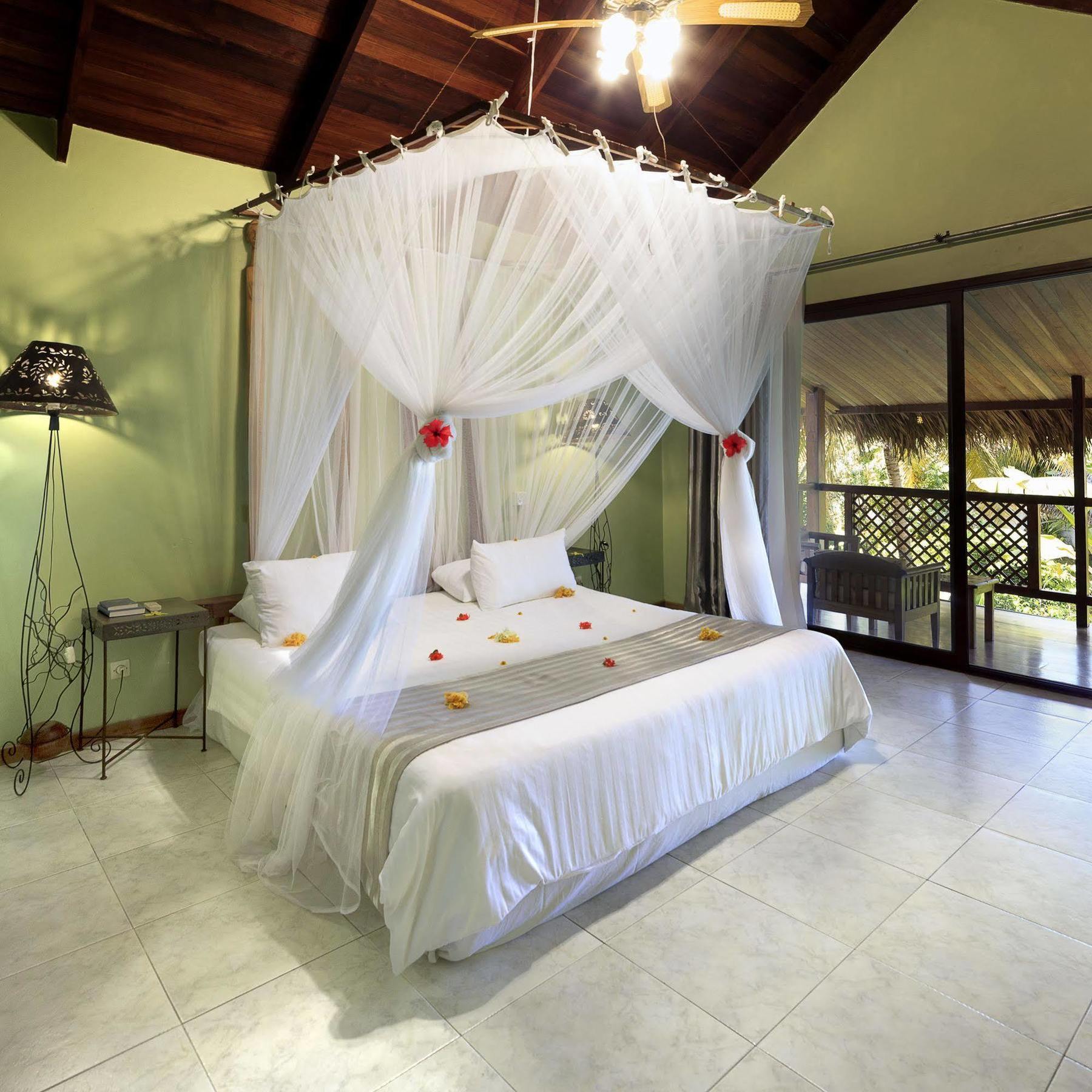 Nosy Be Hotel & Spa Ambaro Kültér fotó