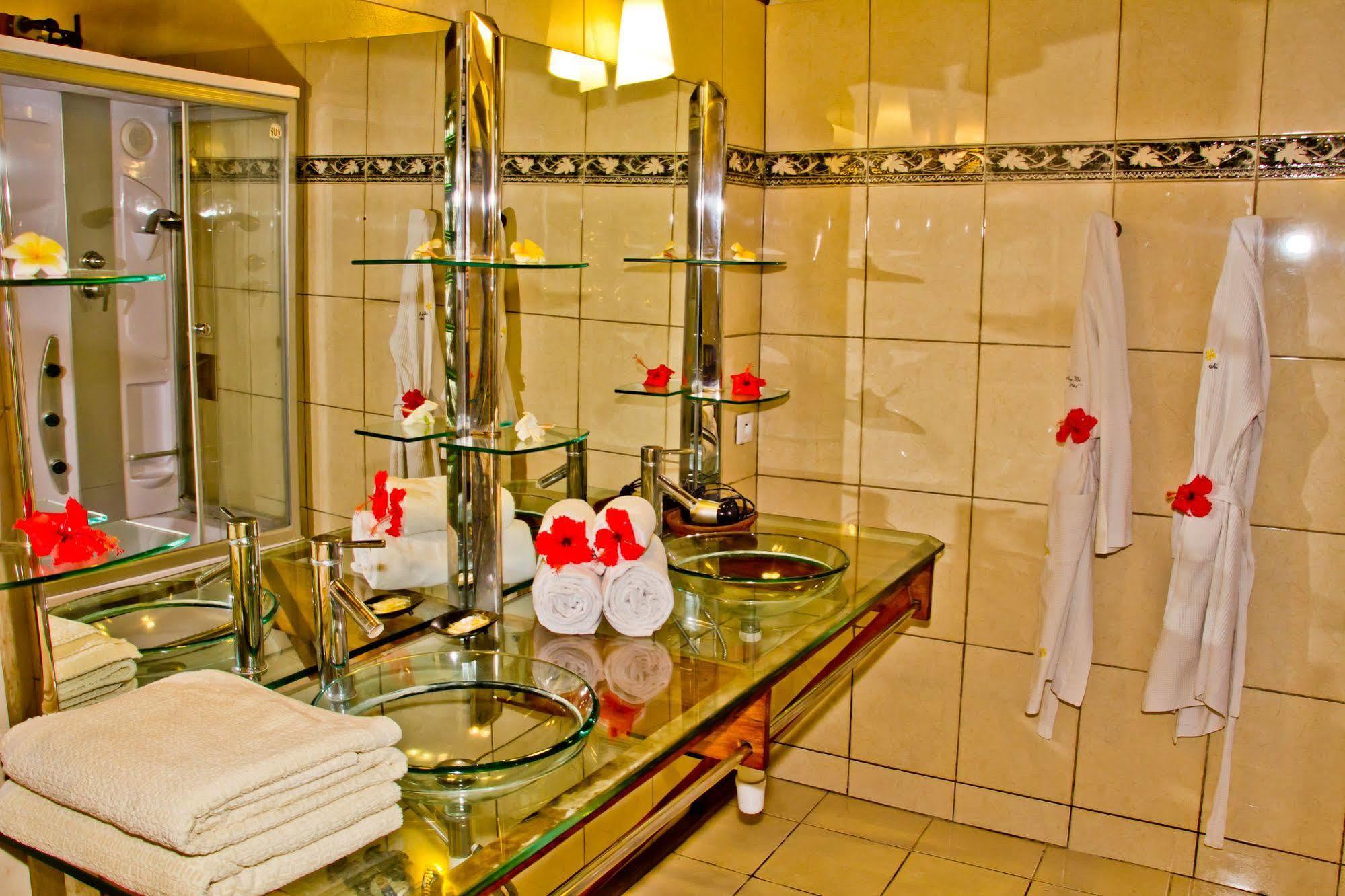 Nosy Be Hotel & Spa Ambaro Kültér fotó