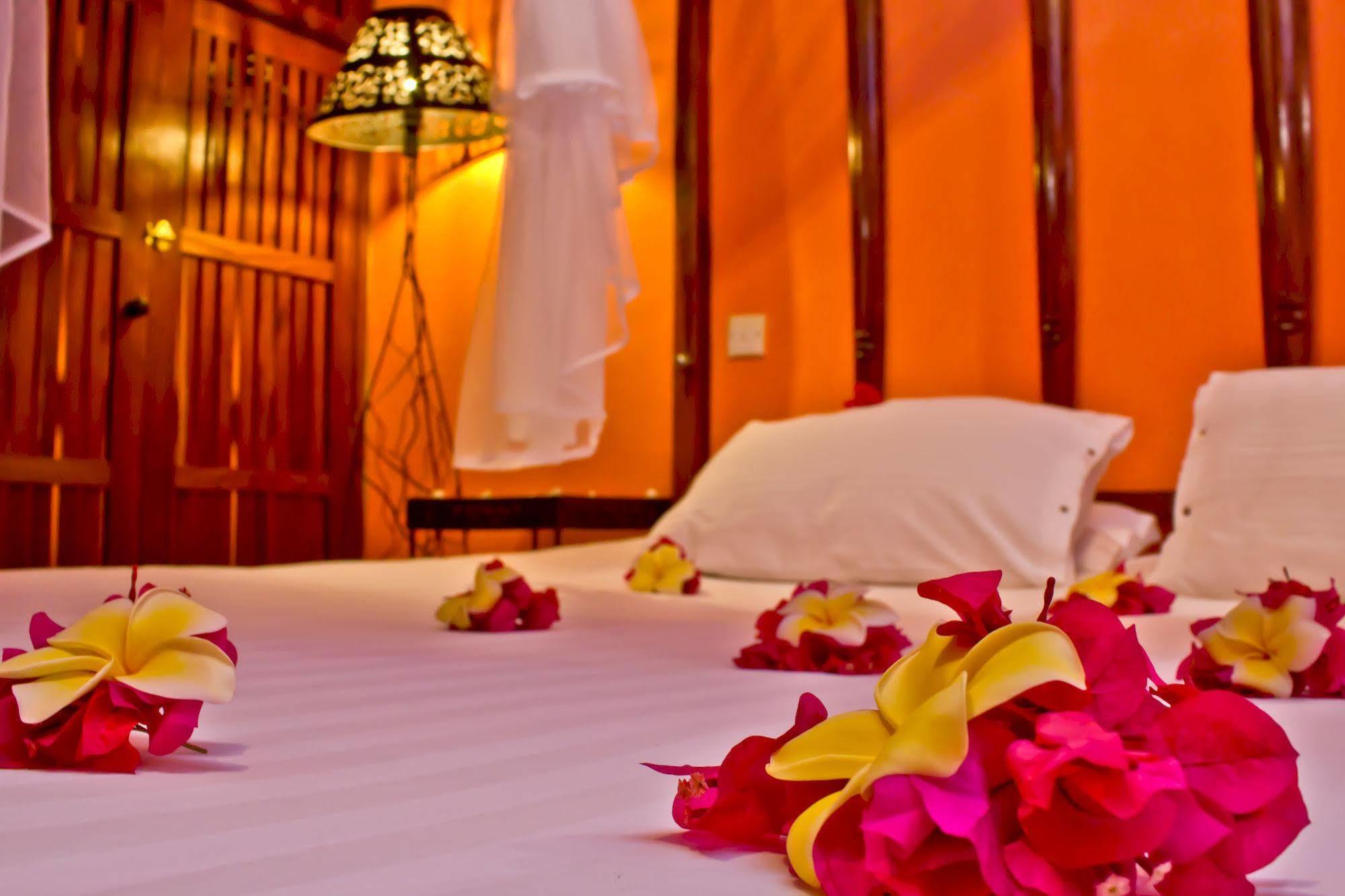 Nosy Be Hotel & Spa Ambaro Kültér fotó