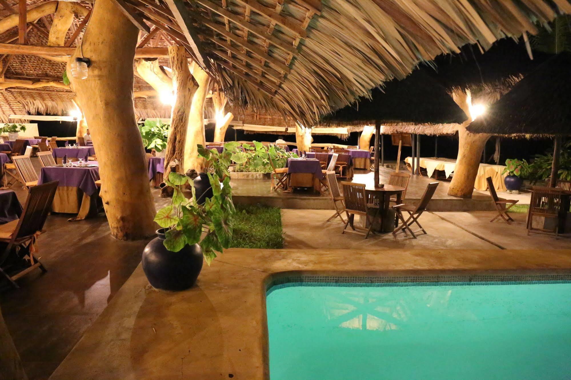 Nosy Be Hotel & Spa Ambaro Kültér fotó